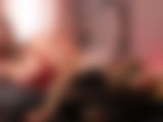 Sarsei MILF webcam performer live streaming