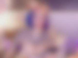 Live cam show with Annie - Raven Hair on sexytreat.net