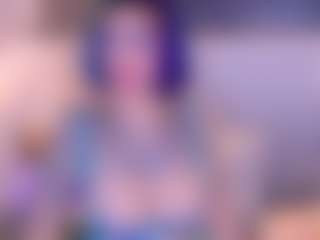 Live cam show with Annie - Raven Hair on Camsoda