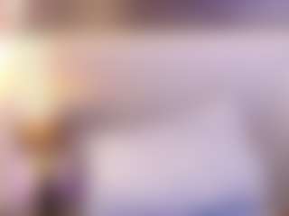 Live cam show with Annie - Strapon on luckytryst.com