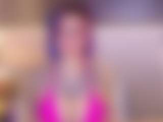 Live cam show with Annie - Strapon on livesexfox.com