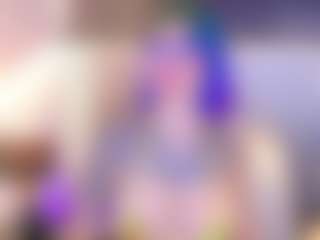 Live cam show with Annie - Strapon on Camsoda