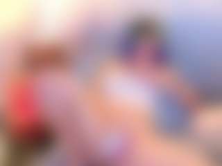 Live cam show with Annie - Spank on livesuperchat.net