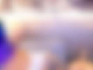 Live cam show with Annie - Sph on milfzrlive.com