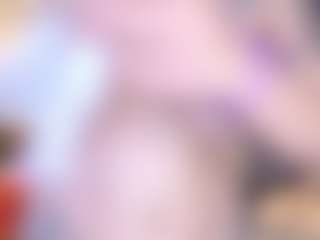 Live cam show with Annie - Strapon on liverealitysex.com