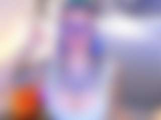 Live cam show with Annie - Strapon on WildCum