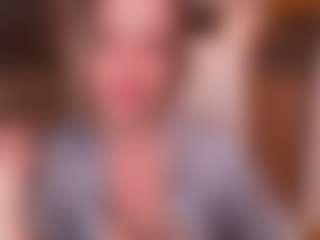 Tilly MILF webcam performer live streaming