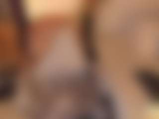 Live cam show with amber-disney - Wife on Stripli.com