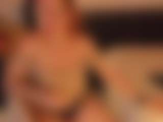 Live cam show with amber-disney - Housewife on Camsoda