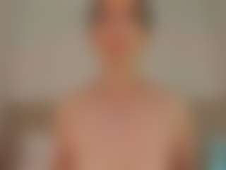 helen-moorex's Live Sex Cam Show