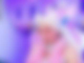 Live cam show with MARCELINE - Longlegs on AdultVida.com