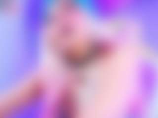 Live cam show with MARCELINE - Striptease on Hubzter Live