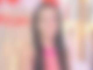 nia-15's Live Sex Cam Show
