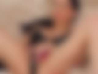 Live cam show with AnaisBloom - Bikini on SinfulBabes