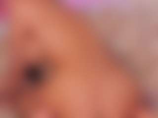 AnaisBloom's Live Sex Cam Show