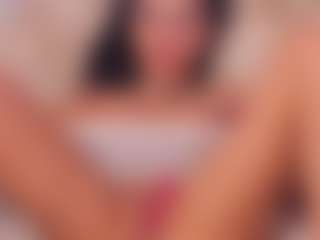 AnaisBloom's Live Sex Cam Show