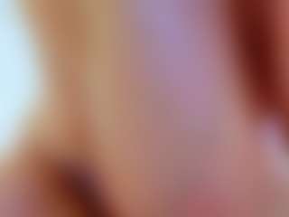 Live cam show with Karissia - Sexcam on Milf Play
