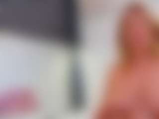 Live cam show with Karissia - Sexcam on boobsie.com