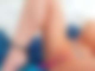 Live cam show with Karissia - Tittyfuck on Pornisteam.com