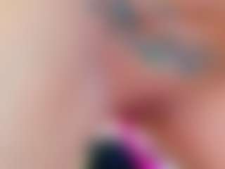 Karissia's Live Sex Cam Show