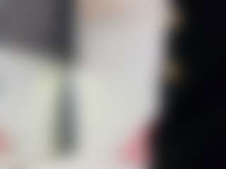 Karissia MILF webcam performer live streaming