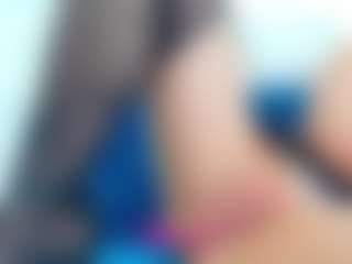 Live cam show with Karissia - Squirt Mature on Camsoda