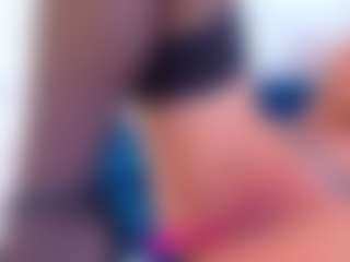 Live cam show with Karissia - Italian Mature on Mixed Magazine Live | netherlands