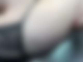 Alondra-zaens's Live Sex Cam Show