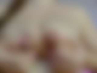 Live cam show with melany-riccii - Public on Milfs Live