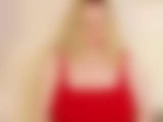 LauraSky's Live Sex Cam Show