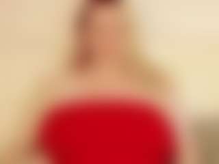 LauraSky's Live Sex Cam Show