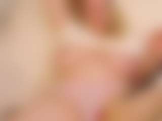 LauraSky's Live Sex Cam Show