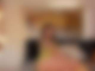 Live cam show with Gia Ferrera - Foot Fetish on Dolls Live