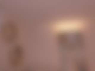 Live cam show with Gia Ferrera - Double Penetration on WildCum