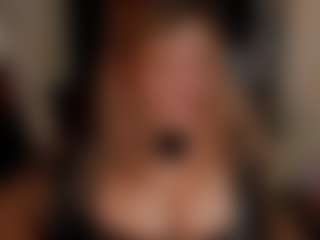 Anahira Solange's Live Sex Cam Show