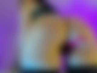 Live cam show with Abella-skin - Double Penetration on infinitiblacc.com