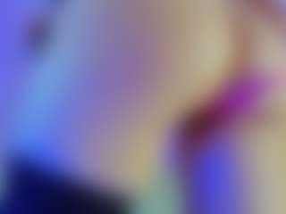 Live cam show with Abella-skin - Double Penetration on live18s.com