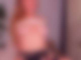 Эротическая трансляция с Deea — School MILF на Camsoda