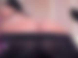 Eva's Live Sex Cam Show