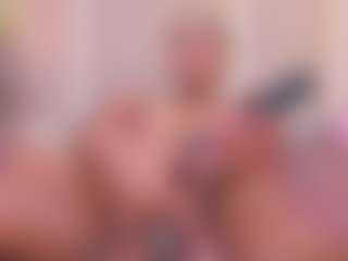 Live cam show with Eva - Cute on Hubzter Live
