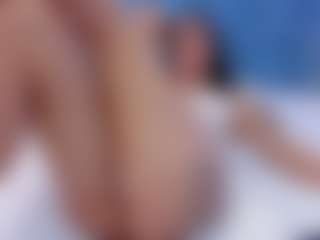 valerysultryst's Live Sex Cam Show