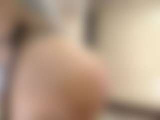 cocksuckingslut's Live Sex Cam Show