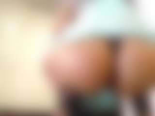 cocksuckingslut's Live Sex Cam Show