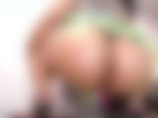 cocksuckingslut's Live Sex Cam Show