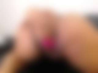cocksuckingslut's Live Sex Cam Show
