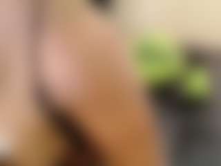cocksuckingslut's Live Sex Cam Show