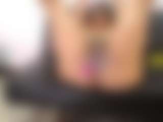 cocksuckingslut's Live Sex Cam Show