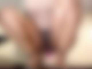 cocksuckingslut's Live Sex Cam Show