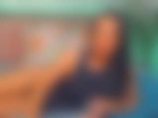 LindaMaia's Live Sex Cam Show