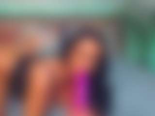 LindaMaia's Live Sex Cam Show